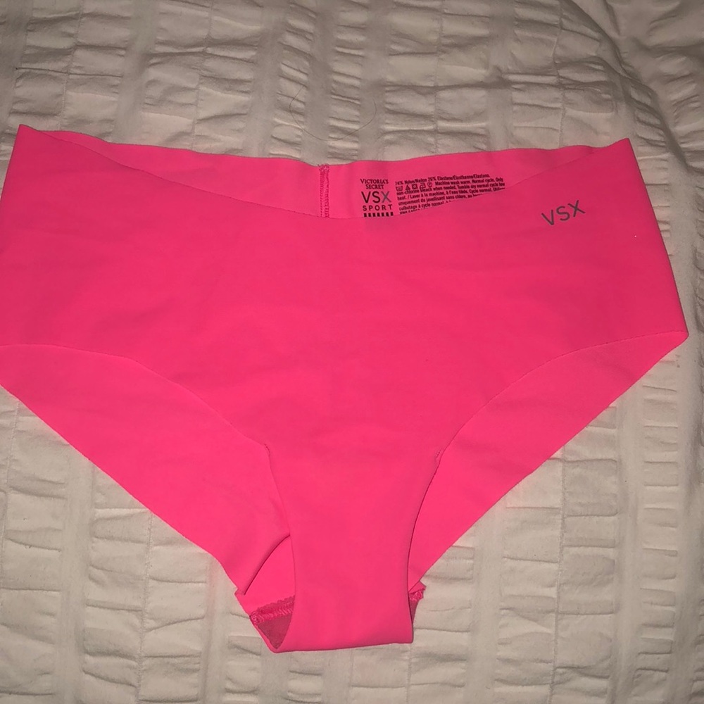 ❤️Victoria Secret seamless pink panties❤️